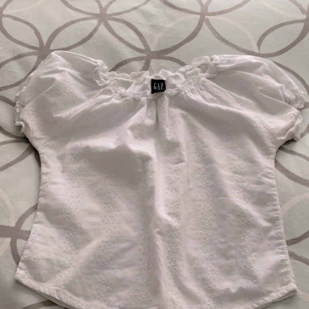 Gap!ids eyelet shirt
